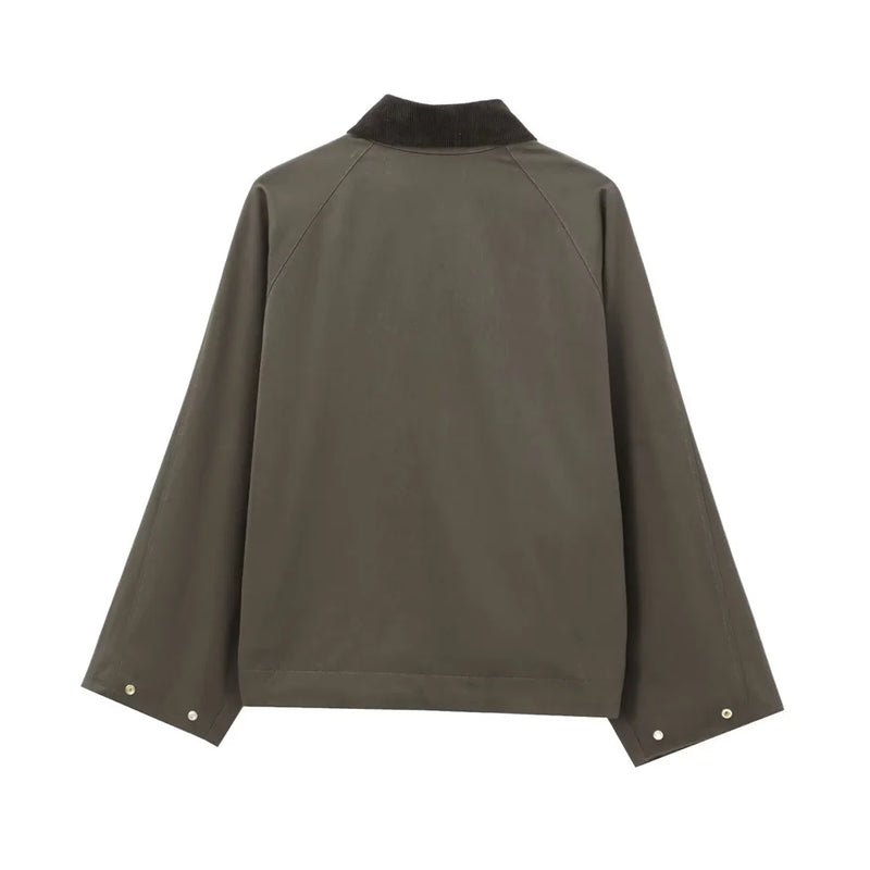 Casaco Feminino com Bolso Lavíria