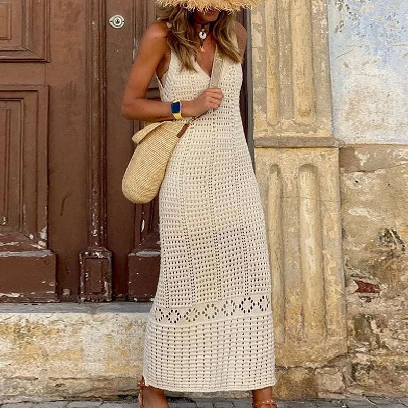 Vestido Feminino Longo de Malha com Gola V - Vennanci
